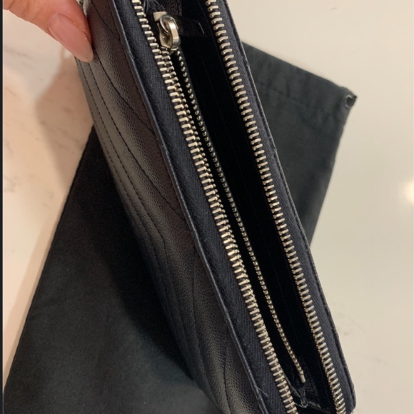 YSL Navy Wallet - Picture 3 of 7